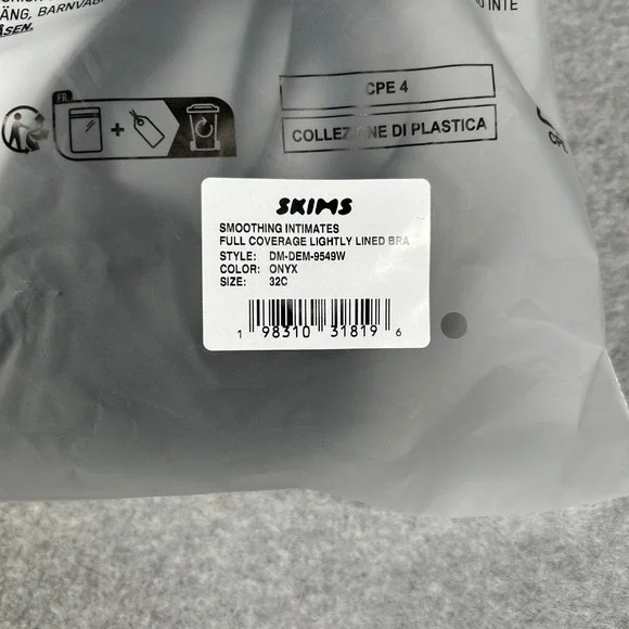 SKIMS Smoothing Intimates Full Coverage Lightly‎ Lined Bra Onyx Black Size 32C - Picture 6 of 6